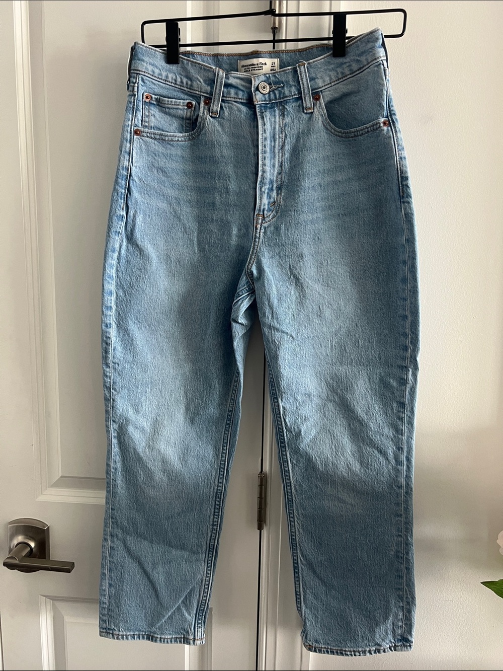 Abercrombie & Fitch Light Blue ultra high rise curve love ankle Jeans